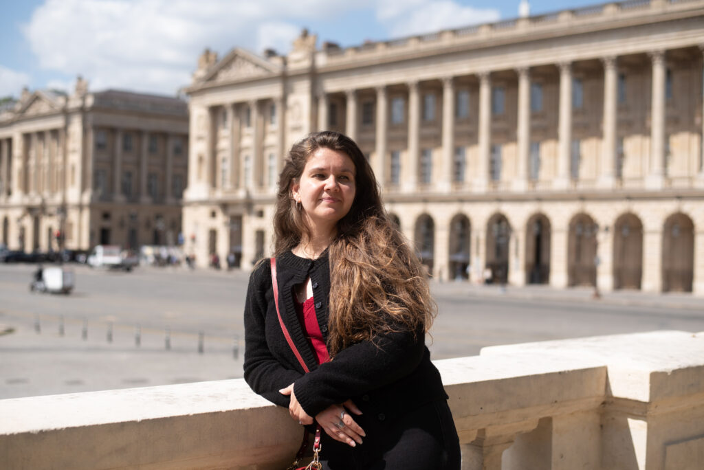 Tiffany Quesnel, interprète en langue des signes de l'Agence i LSF